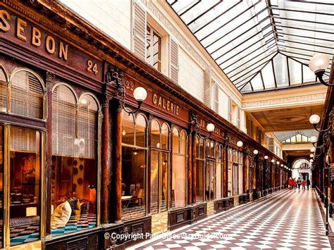 14 Best Paris Shopping Districts: From Haute Couture to Cheap Bargains ...