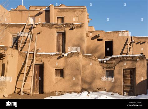 Pueblo Indians Shelter