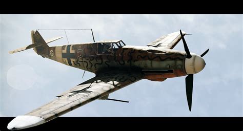 Beautiful Bf 109 G-2 (w/ custom camo) : Warthunder