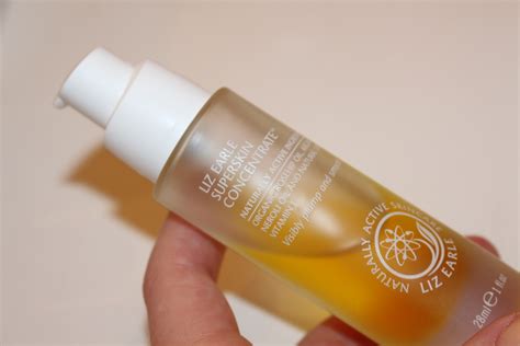 Liz Earle Superskin Moisturiser & Concentrate Review - Really Ree