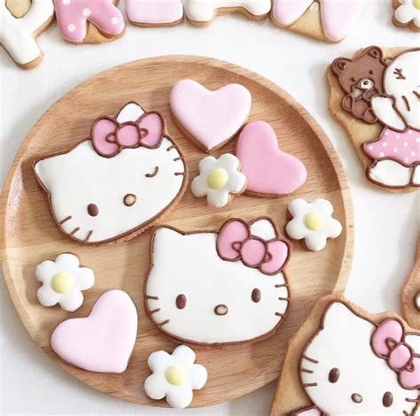 Petite Fill by JJ | Hello kitty cookies, Hello kitty cake, Hello kitty ...