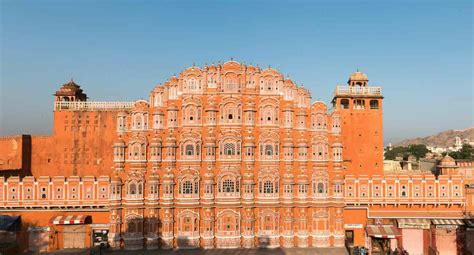 Hawa Mahal Jaipur - Architecture, Facts, History & Visit Timing