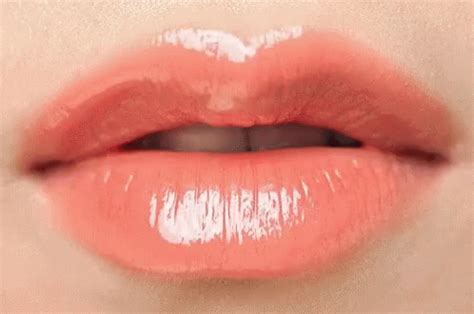 Lips Pink Lipstick GIF - Lips PinkLipstick ColorsChanging - Discover & Share GIFs