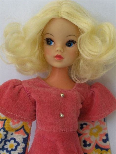 Sindy Doll, Doll Toys, Vintage Girls, Vintage Toys, Tammy Doll, Trendy Girl, Doll Costume ...