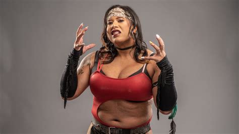 Nyla Rose: AEW wrestler makes history as transgender performer - Sports Illustrated