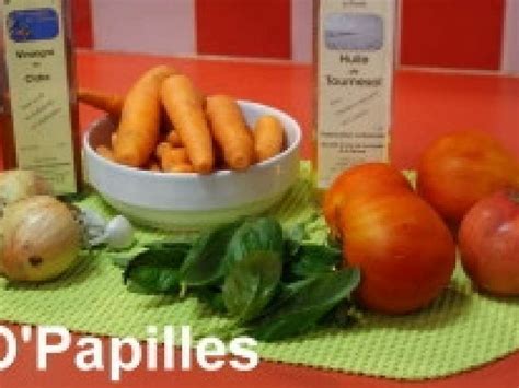 Soupe aux carottes, tomates et basilic - Recette Ptitchef