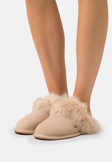 UGG SCUFF SIS - Slippers - sand - Zalando.ie