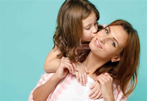 20+ Best Poems On Mother and Daughter Relationship