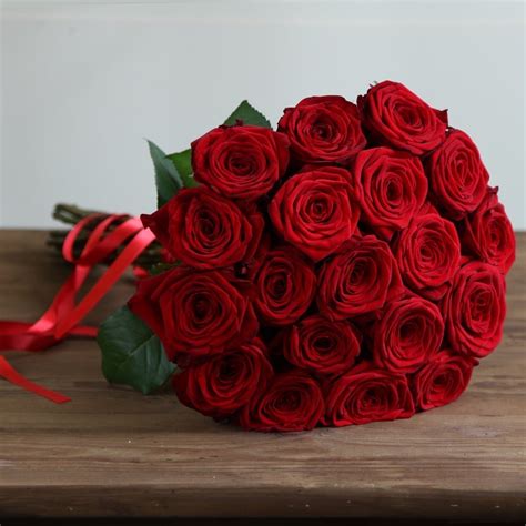 Bouquet of 24 red roses (60cm) - My Roses