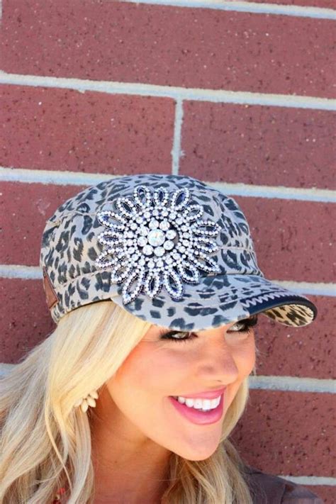 Brioche and leopard print fitted cap
