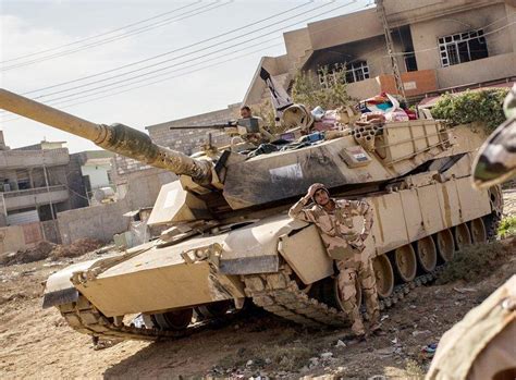 M1A1 AIM, after AGTM impact. Iraq [800 x 590] : DestroyedTanks