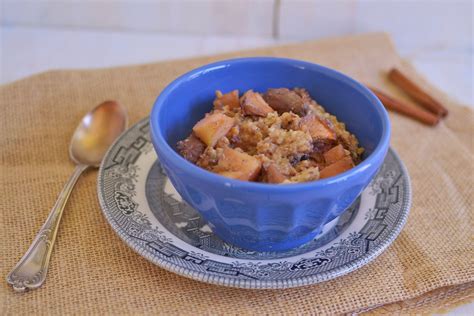 Overnight Apple Oatmeal | The Little Ferraro Kitchen | Apple oatmeal, Oatmeal, Recipes