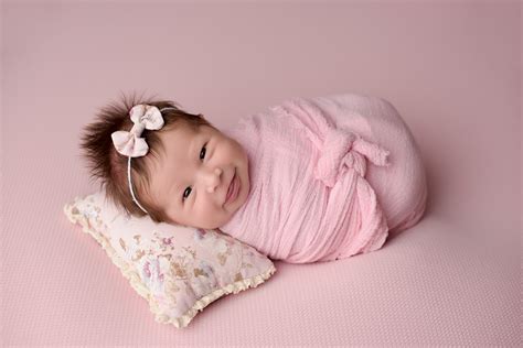 Uncovering the Mystery of Newborn Eye Colour: How it Develops and What to Expect - Calgary's #1 ...