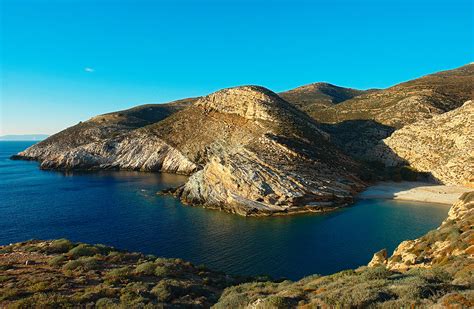 Livadaki Beach - Folegandros Hotels | Book hotel online