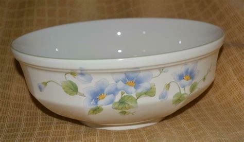 Vintage Mikasa Blue Bell Serving Bowl 8.5" F3101 - Mikasa