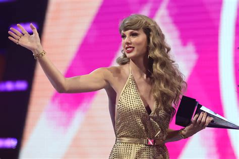 Taylor Swift ‘Shake It Off’ Lawsuit Reaches SHOCKING Settlement Before ...