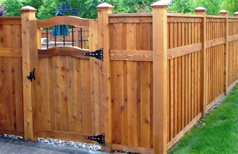 wooden fence gate plans free - Free DIY Wood Gate Plans in 2020 Farm ...