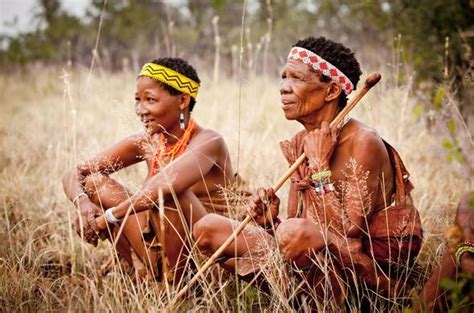 Travel Guide to the Central Kalahari - Land of the Bushmen