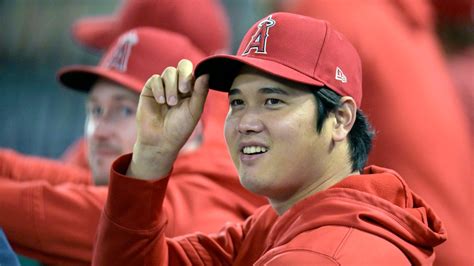 Shohei Ohtani has elbow surgery, expected to hit in 2024 and return to pitching in 2025 ...