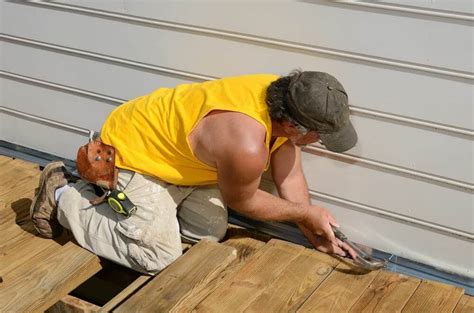 Removing and Reinstalling Aluminum Siding | Instruction and tools