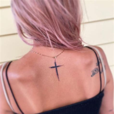 Cross Heart Tattoos, Unique Cross Tattoos, Cross Tattoo On Wrist, Cross Tattoos For Women, Cross ...
