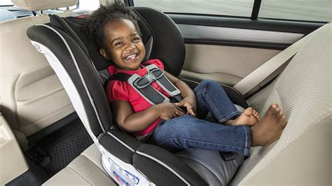 Notes From The Fatosphere: Keep Children in Rear-Facing Car Seats Longer