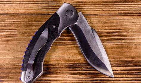 10 Best Tactical Folding Knives for Self Defense & Other Uses