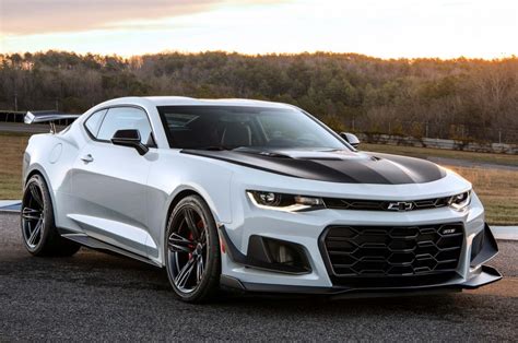 Chevrolet Camaro ZL1 1LE (2018, sixth generation) photos | Between the ...