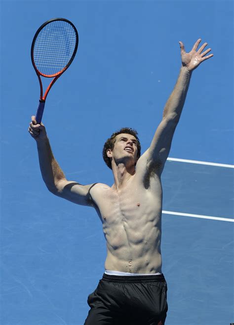 Andy Murray Shows Off Muscles Ahead Of Australian Open (PICTURES) | HuffPost UK