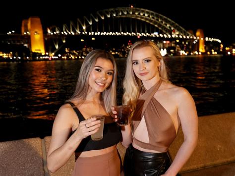 Sydney CBD night-life: Calls for people to come back to revitalise bars, restaurants after Covid ...