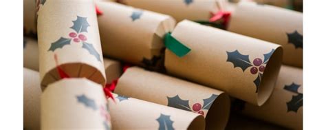 Best eco-friendly Christmas crackers | Live Frankly