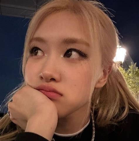 BLACKPINK’s Rose shares emotional message with BLINKS after Coachella ...