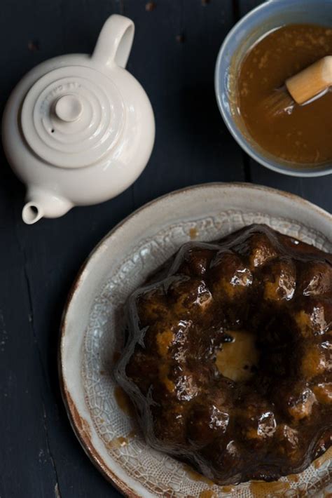 Sticky toffee pudding Jamie Oliver | Sticky toffee pudding, Pudding ...