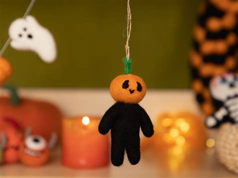 Halloween Felt Pumpkin Head Man - Felt & Yarn