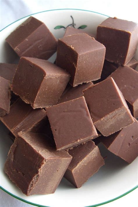 Old-Fashioned Chocolate Fudge Fudge Recipes, Candy Recipes, Chocolate ...