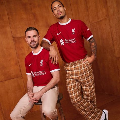 Photos: Liverpool stars try out new Nike home kit - Liverpool FC