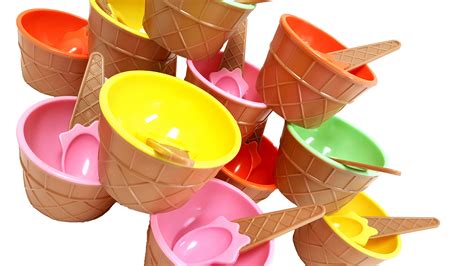 Plastic Ice Cream Cups with Spoons, Festive Dessert Bowls, Assorted ...