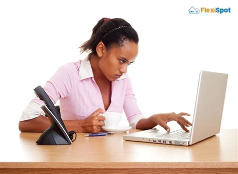 What is the Proper Typing Posture According to Ergonomists? | FlexiSpot