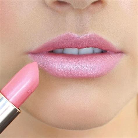 L’Oréal Paris Colour Riche lipstick in shade "Ballerina Shoes" Wine Red Lipstick, Burgundy ...