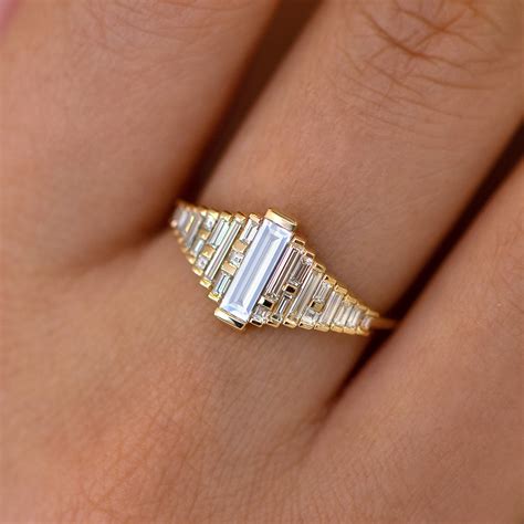 Baguette Diamond Ring with Gradient Diamonds and Gold Details – ARTEMER