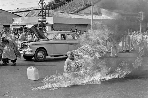 image of Thich Quang Duc immolating himself by Malcolm Browne - Scooter ...