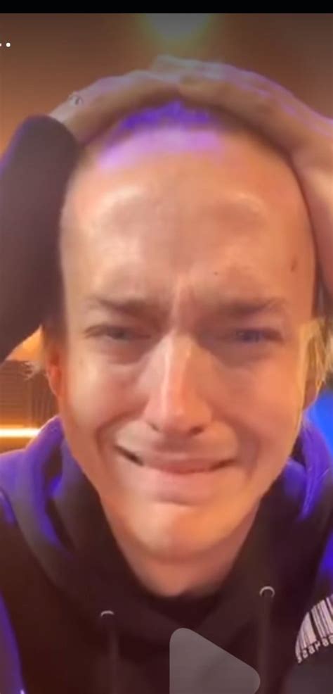 Just Realised KSI's forehead isnt that big @ninja : r/ksi