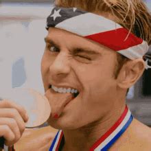 Medals GIFs | Tenor