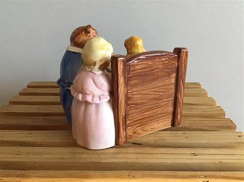 Vintage Goldilocks and the Three Bears Figurine With Music - Etsy