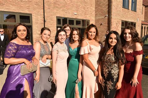 The very best pictures from Kelvin Hall School prom 2018 - Hull Live