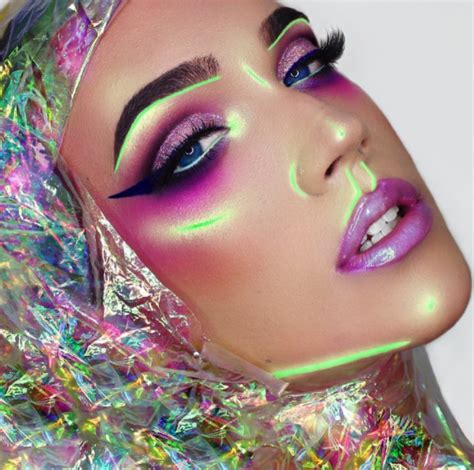 Neon Makeup Is All Over Instagram And TBH I’m Here For It | make up ...