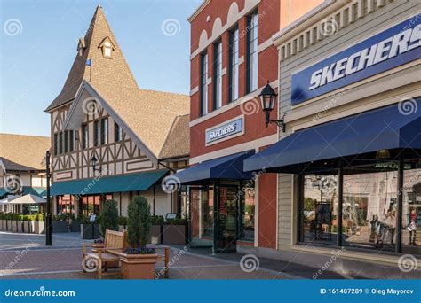 RICHMOND, CANADA - APRIL 10, 2019: Outlet Mall McArthurGlen Designer ...