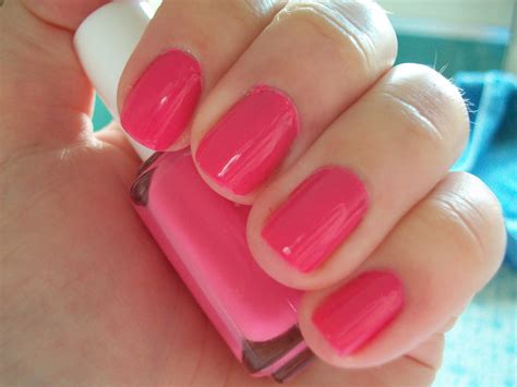 Spring Summer 2024 Nail Colors List - Lucie Stepha