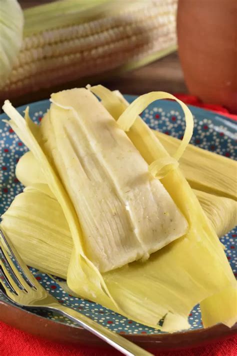 Tamales De Elote Con Crema