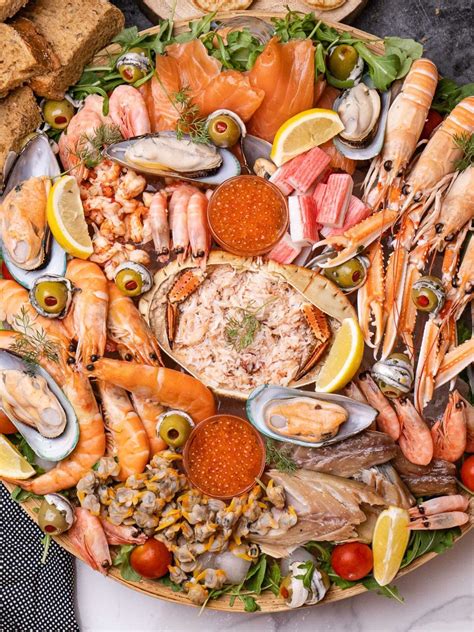 Delicious Seafood Platter Recipe In 3o Minutes - AllPurposehub.com